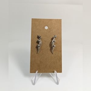 Gorgeous Silver Stardust Earrings, earring vines, gemstone jewelry, gift idea